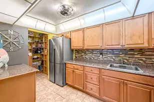 217 Lake Dora Dr, West Palm Beach, FL 33411 - Photo 13