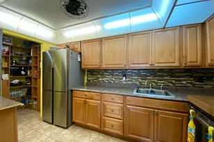 217 Lake Dora Dr, West Palm Beach, FL 33411 - Photo 9