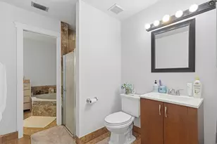 7040 Golf Pointe Cir, Tamarac, FL 33321 - Photo 39