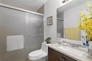 7040 Golf Pointe Cir, Tamarac, FL 33321 - Photo 41