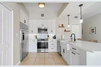 1931 NE 2nd Street #305, Deerfield Beach, FL 33441 - Photo 5