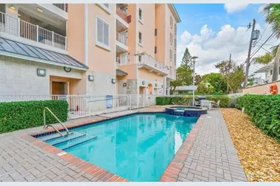 1931 NE 2nd Street #305, Deerfield Beach, FL 33441 - Photo 13