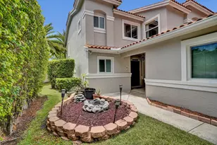 10474 Mateo Ct, Boca Raton, FL 33498 - Photo 3