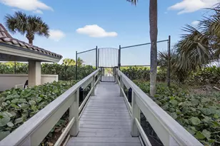3400 N Ocean Dr, Singer Island, FL 33404 - Photo 23