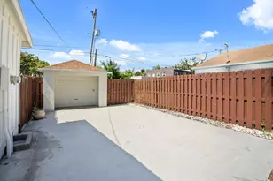 517 55th St, West Palm Beach, FL 33407 - Photo 29