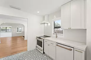 517 55th St, West Palm Beach, FL 33407 - Photo 17