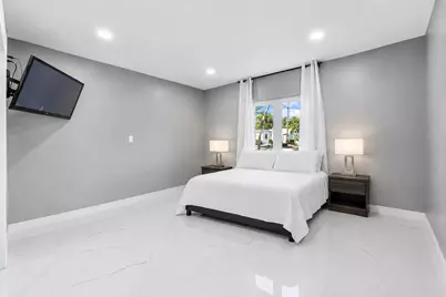 1900 NE 16th Terrace, Fort Lauderdale, FL 33305 - Photo 29