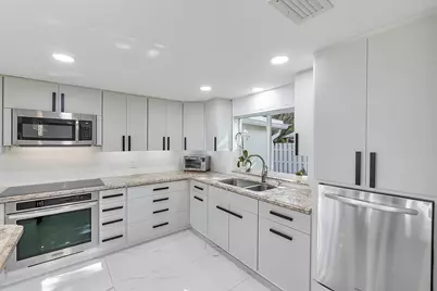 1900 NE 16th Terrace, Fort Lauderdale, FL 33305 - Photo 17