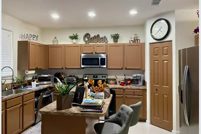 2823 S Evergreen Circle, Boynton Beach, FL 33426 - Photo 3