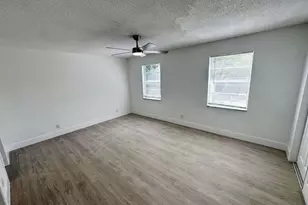 3920 Woodside Dr, Coral Springs, FL 33065 - Photo 13