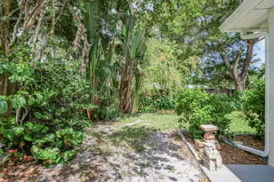 425 Banyan St, Sebastian, FL 32958 - Photo 25