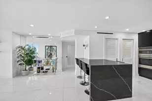 301 Lake Shore Dr, Lake Park, FL 33403 - Photo 13