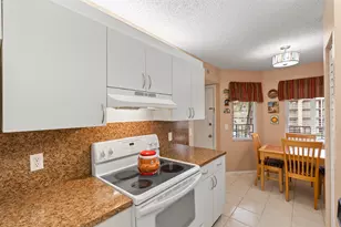 13000 SW 15th Ct, Pembroke Pines, FL 33027 - Photo 13