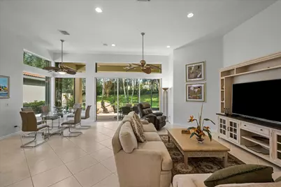 10689 Northgreen Drive, Lake Worth, FL 33449 - Photo 9