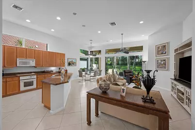 10689 Northgreen Drive, Lake Worth, FL 33449 - Photo 7