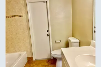 861 NW 72nd Avenue, Plantation, FL 33317 - Photo 17