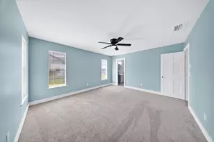 662 SE Essex Dr, Port Saint Lucie, FL 34984 - Photo 21
