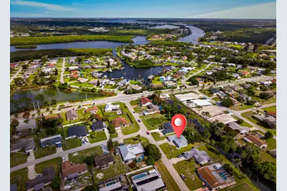 662 SE Essex Drive, Port Saint Lucie, FL 34984 - Photo 41
