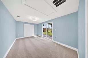662 SE Essex Dr, Port Saint Lucie, FL 34984 - Photo 29