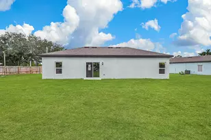 9375 103rd Ave, Vero Beach, FL 32967 - Photo 3