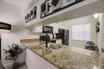 4502 Martinique Way #E1, Coconut Creek, FL 33066 - Photo 11