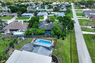 674 SE Starfish Ave, Port Saint Lucie, FL 34983 - Photo 13