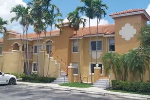 651 NW 79th Ave, Pembroke Pines, FL 33024 - Photo 1