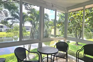 209 Oxford 100, West Palm Beach, FL 33417 - Photo 9