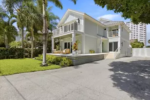 325 Poinciana Dr, Fort Lauderdale, FL 33301 - Photo 3