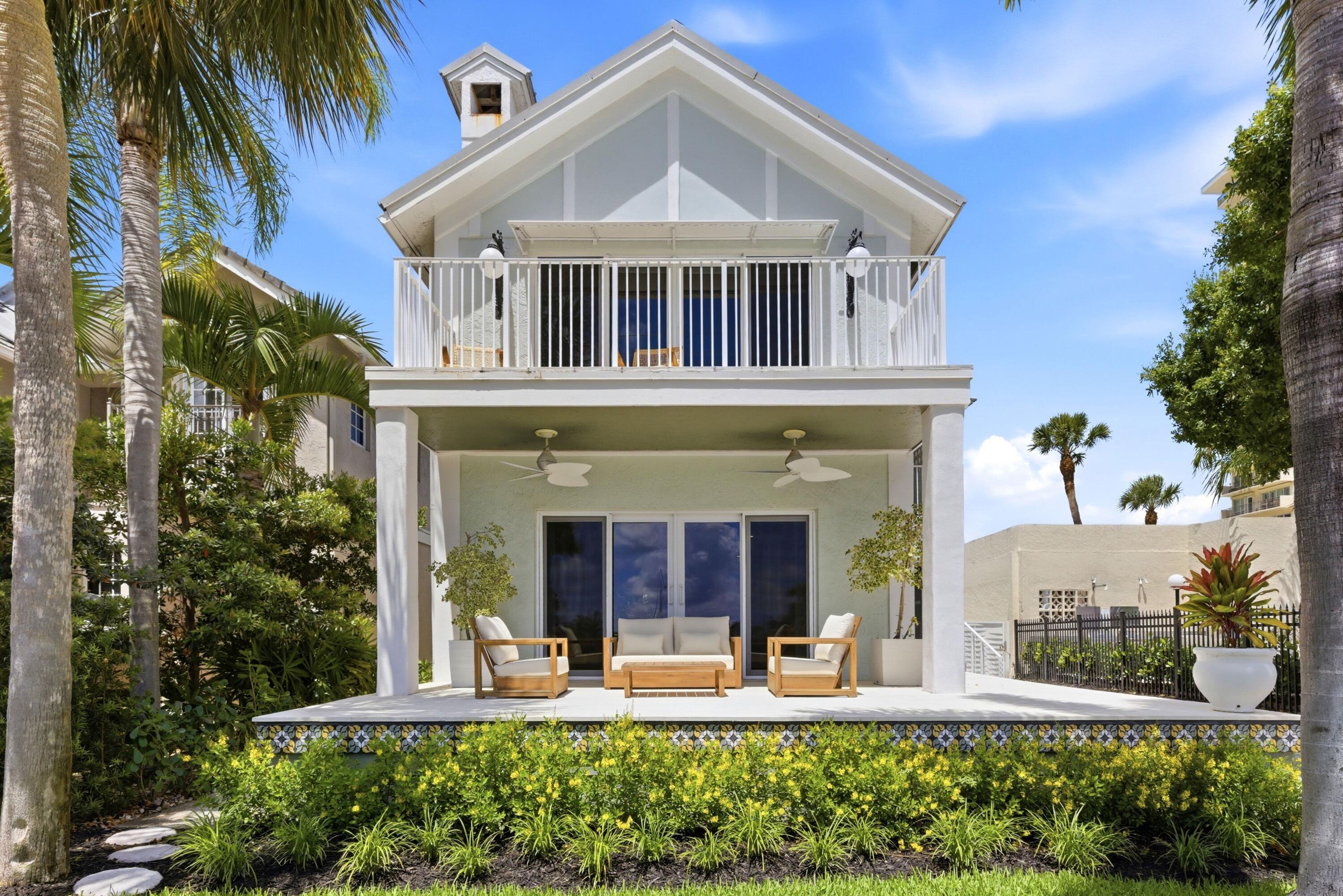 325 Poinciana Dr main architectural view