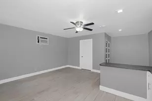 2733 NE 6th Ave, Wilton Manors, FL 33334 - Photo 27