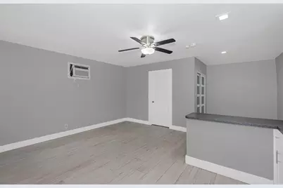 2733 NE 6th Avenue, Wilton Manors, FL 33334 - Photo 29