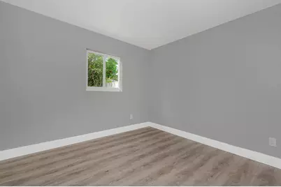 2733 NE 6th Avenue, Wilton Manors, FL 33334 - Photo 17