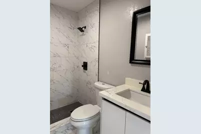 2733 NE 6th Avenue, Wilton Manors, FL 33334 - Photo 3
