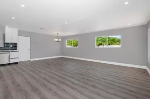 2733 NE 6th Ave, Wilton Manors, FL 33334 - Photo 3