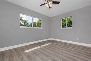 2733 NE 6th Ave, Wilton Manors, FL 33334 - Photo 13
