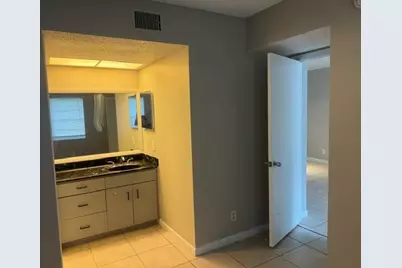 3211 NW 103rd Terrace #106-c, Coral Springs, FL 33065 - Photo 17