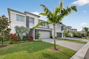 8252 Essex Country Clb Dr, Boca Raton, FL 33434 - Photo 3