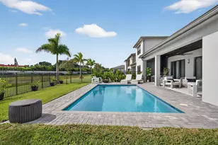 8252 Essex Country Clb Dr, Boca Raton, FL 33434 - Photo 49