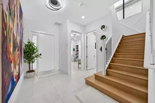 8252 Essex Country Clb Dr, Boca Raton, FL 33434 - Photo 5
