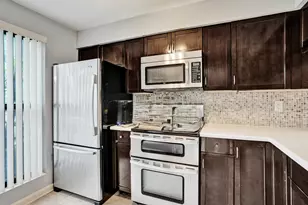 3080 S Oakland Forest Dr, Oakland Park, FL 33309 - Photo 3