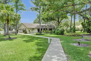 3080 S Oakland Forest Dr, Oakland Park, FL 33309 - Photo 19