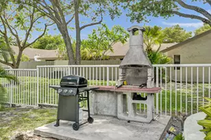 3080 S Oakland Forest Dr, Oakland Park, FL 33309 - Photo 25
