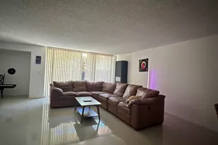2414 NE 11th St, Hallandale Beach, FL 33009 - Photo 5