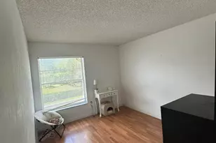 2414 NE 11th St, Hallandale Beach, FL 33009 - Photo 27