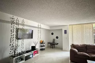 2414 NE 11th St, Hallandale Beach, FL 33009 - Photo 19