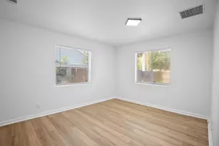 401 42nd St, West Palm Beach, FL 33407 - Photo 17