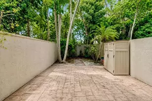 3028 S Oakland Forest Dr, Oakland Park, FL 33309 - Photo 11