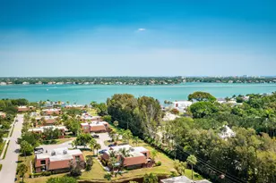 825 Center St, Jupiter, FL 33458 - Photo 31
