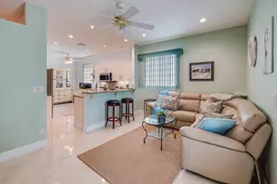 8471 Lake Cypress Rd, Lake Worth, FL 33467 - Photo 11